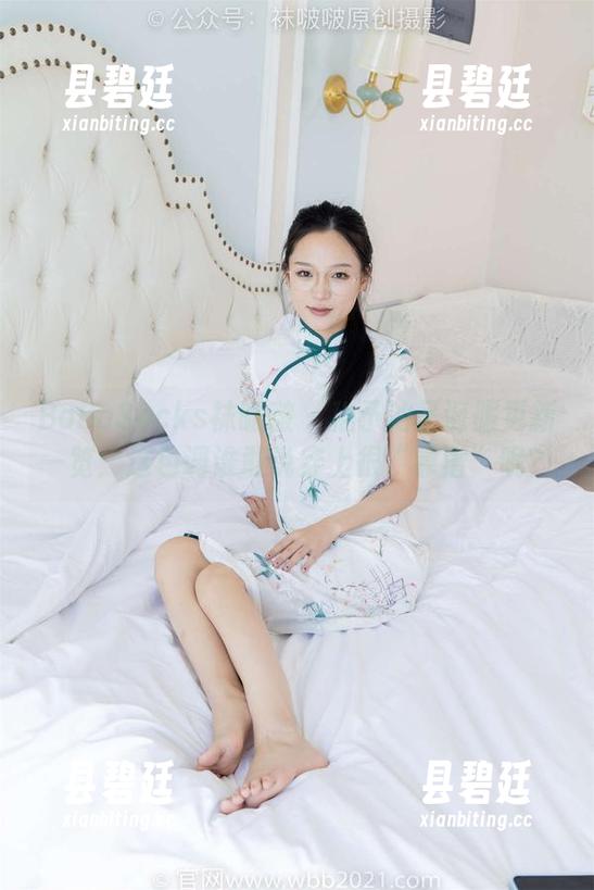 BoBoSocks袜啵啵-稚予 BoBoSocks袜啵啵 - 稚予的圣诞服更新一览:这色调谁敢说穿上很“靠谱”呢?