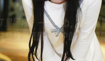 GIRLT果团网 – 一见倾心，毕竟谁能抵挡得住莫雅淇美腿写真中的那种冷艳？