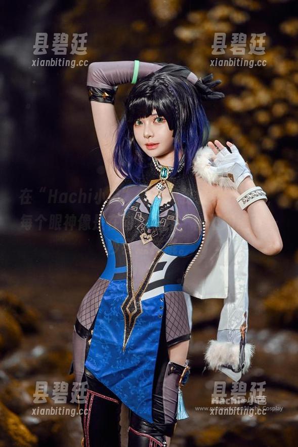 在“Hachi小芭”的《渡我被身子》中，每个眼神像是在勾勾搭搭，都不知道下一秒会怎样哦。