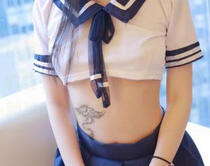 MFStar模范学院 – 图包中“Emily顾奈奈酱”的睡衣展现，让我这种旁观者逐渐融入一种难以名状的状态……也是够了。