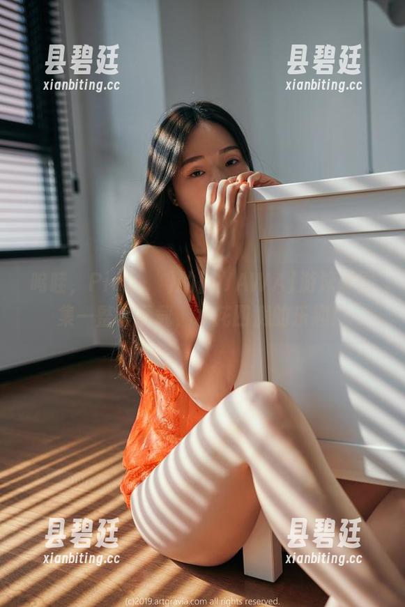 呜哇，Pia(피아)的[DJAWA]游泳课图集一整套下载，水花四溅的乐趣！