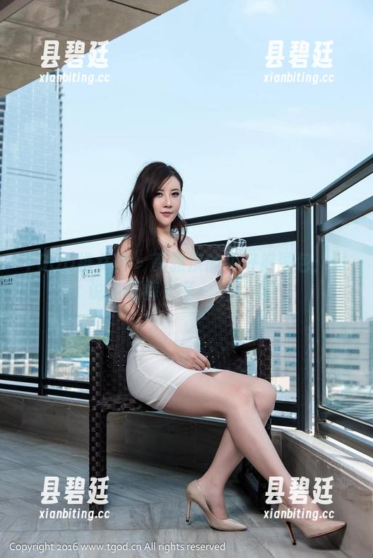 TGOD推女神-莫雅淇 TGOD推女神 - 莫雅淇的牛仔裤图包:谁说牛仔裤只有一个姿势?
