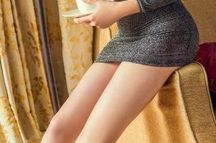 TouTiao头条女神 – 红裙写真，神琦泽步一秒穿越时空！