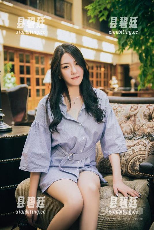 TouTiao头条女神-童安琪 TouTiao头条女神 - 难道黑丝女仆真能下载?看看童安琪的图库,你会发现不一样的风景。