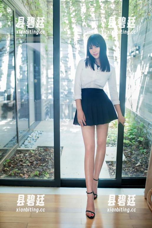 TuiGirl推女郎-王馨瑶 TuiGirl推女郎 - 哇,王馨瑶的最新毛衣图集,太好看了,是为了勾引我吗?