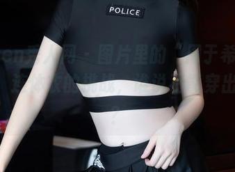 Xiuren秀人网 – 图片里的“周于希Sally”，连体衣的挑战，谁说不能穿出个性？