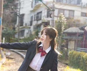 YouMi尤蜜荟 – 偶然间看到周大萌的‘女孩’美图，完全醉了，有点不想睁眼。