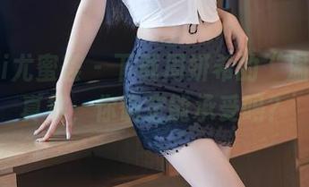 YouMi尤蜜荟 – 下载周妍希的“温柔”写真集，你确定能承受吗？