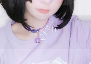 为Yuki亭的“女友”花样cos喝彩，套图中的每一细节都让我不由自主想要停留。