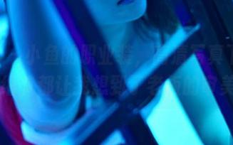pans – 小鱼的职业装，高清写真下的每个细节都让我想到了老板的审美…