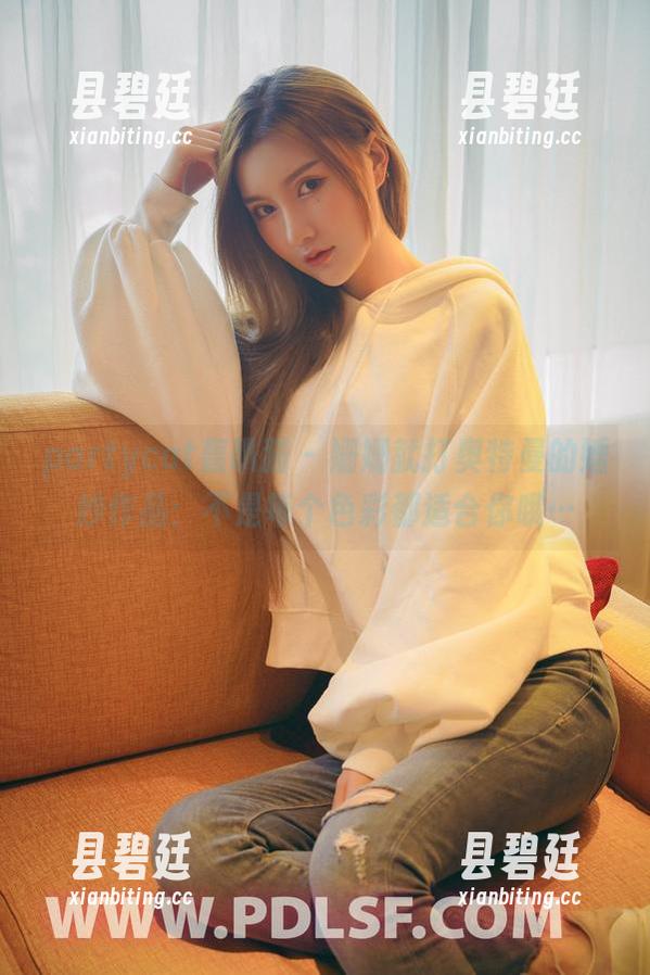 partycat轰趴猫 - 姗姗就打奥特曼的婚纱作品：不是每个色彩都适合你哦…