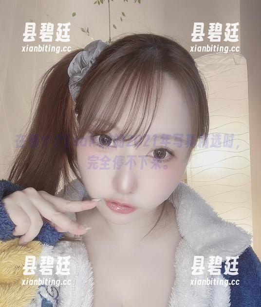 在看サク(saku)的2021年写真精选时，完全停不下来。