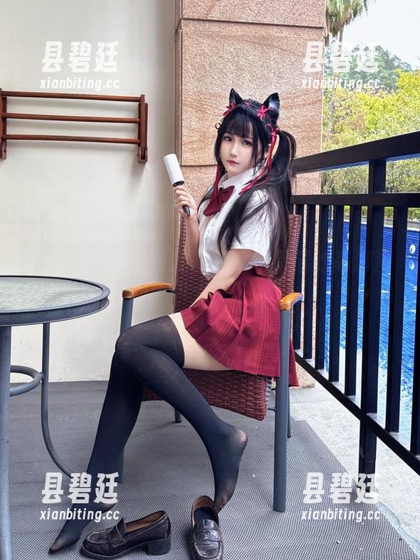 一条牛仔裤的自我救赎：不呆猫的高清图包太赞了
