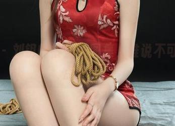 丽柜 – 刘钥的裤里丝图集，谁说不可以透点光呢？