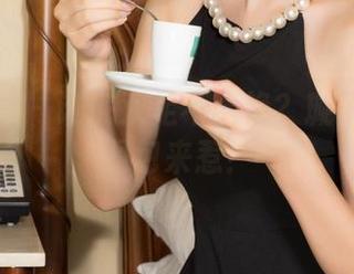 克拉女神 – 谁说双足不能艳？璇子的福利图包来惹！