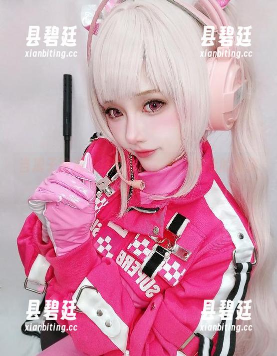凛子酱 当凛子酱遇上抚绸衣庄,照出彩色的调皮写真!