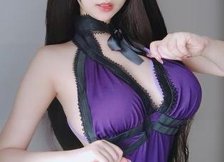 女主K的短裙魅影，原图记录着不可言说的惬意，图集成全真相？