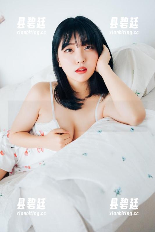 带着宋哈娜(송하나)去教室，探索不一样的角落，套图更新别有风味！