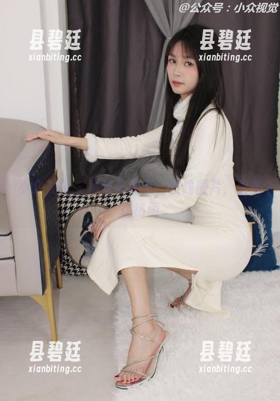小众视觉 - 黑丝与蓉蓉：在线图片，快来凑热闹