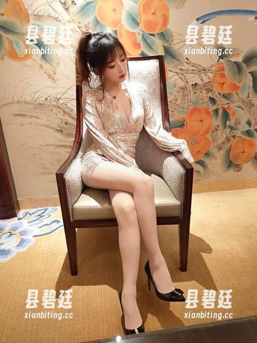 小女巫露娜在我心中是秘书，但这无圣光的气氛，实在是…哈哈。