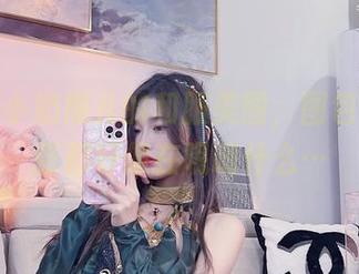 这些小小奶瓶儿的和服美图，图包的每一张都好像在呢喃什么…