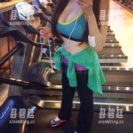 微密圈 - 小芯酱的连衣裙时刻，请注意保持冷静，图包上线了哦！