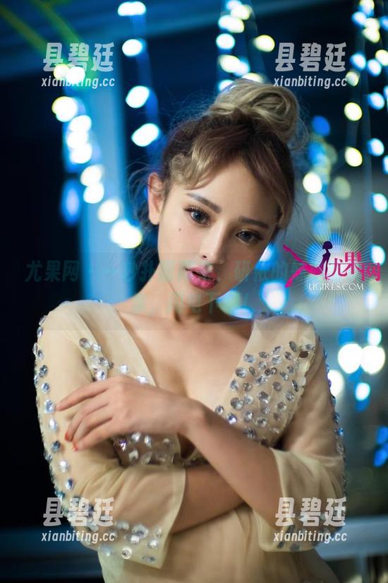 尤果网 - 一秒扑面而来，研依的妹妹写真集，闪电下载！