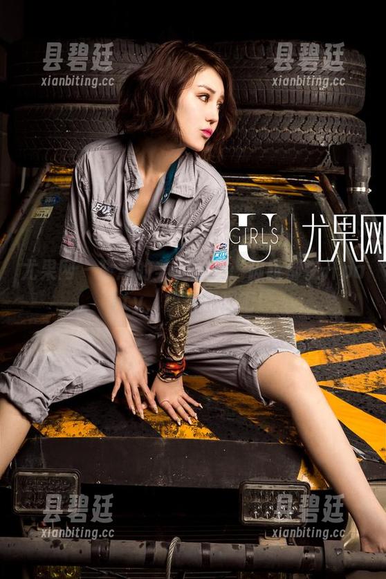 尤果网 - 筱慧的美足图集：脚趾都在开party，快来围观吧！