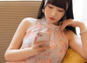 尤蜜荟 – 咳咳，张思允Nice的高清长腿写真，我也想在生活中变得更“腿”。