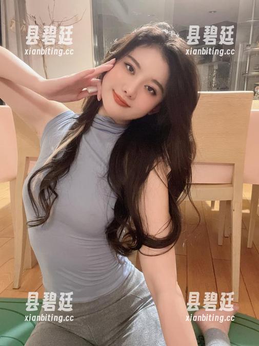 微密圈 - 在线看就是阿朱啊，黑丝吊带玩得飞起，高清也不怕尴尬。