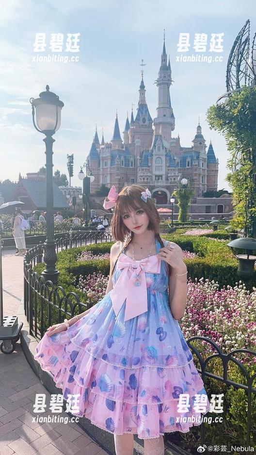 别惹彩芸_Nebula——她的水手服写真全集中隐藏了多少趣事呢？