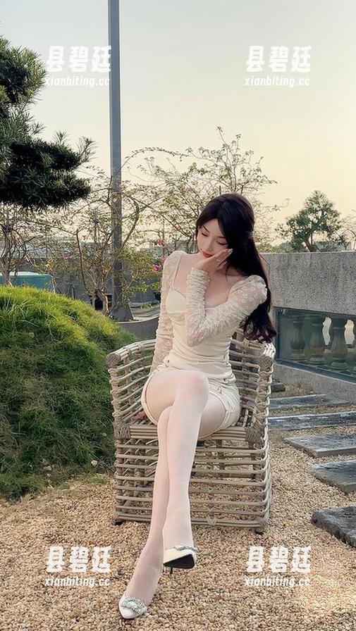 徐莉芝Booty 微密圈 - 如果蓝色妖姬有个灵魂,那一定是徐莉芝Booty的写真…