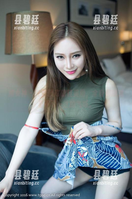 推女神-叶佳颐 推女神 - 叶佳颐高跟鞋美图,全身都散发着不可一世的气场。