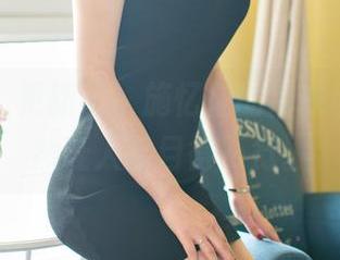 推女神 – 更新了！施忆佳的内衣图包，果然让人瞩目得不行。