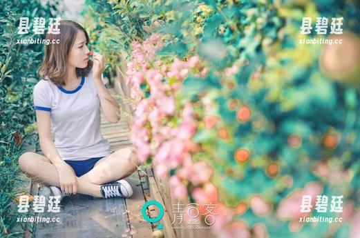 推女神-莫雅淇 推女神 - 短裙配上莫雅淇,照片里暗含的微妙让人反复咀嚼。