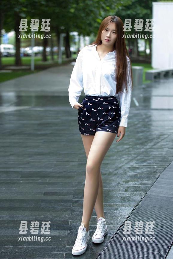 推女郎-王明明 推女郎 - 王明明的体操服大片——当运动遇上传真写真
