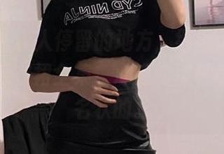 微密圈 – 让人停留的地方，继续欣赏提袜少女的连衣裙全集，心底的那种美是无可名状的。
