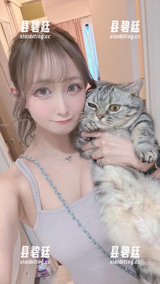 月城委员会：天使与恶魔的cos互动，谁更撩？