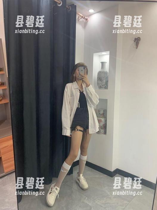 杨大乐乐很靠谱 微密圈 - 杨大乐乐很靠谱的海滩套图精选:被沙子淘汰的不只是你