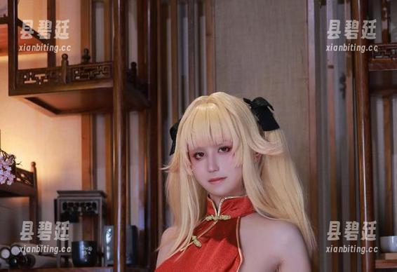 桜满三时的牛仔裤Cos，画风突变，神助攻！