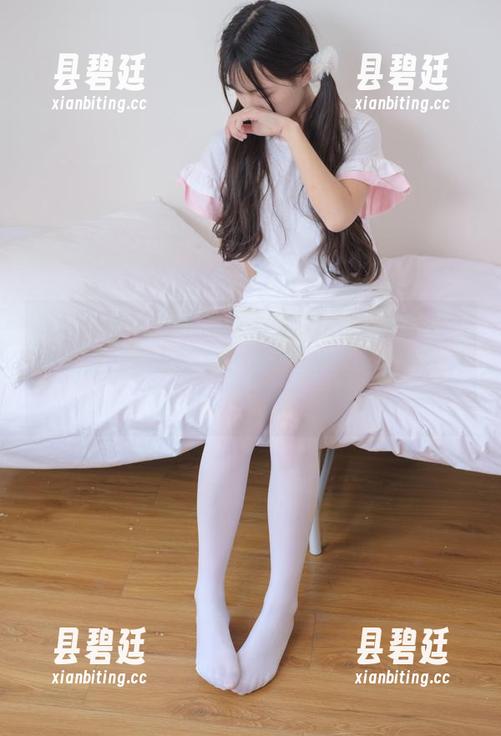 森萝财团-卉子 森萝财团 - 观看卉子的创意,绫波丽战斗服和肉丝的结合明明是想拉近和我们这种“普通人”的距离吧?