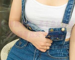 爱尤物 – 最新写真：孟十朵女仆版，看来我也得考虑买个围裙了。