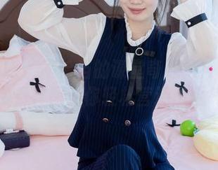 物恋传媒 – 不恰当的课堂奇遇记！小竹的教室免费套图让你轻松营造历险气氛！
