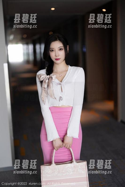 秀人网 - 在Mina米娜的私房运动里，健身也能时不时来个即兴段子！