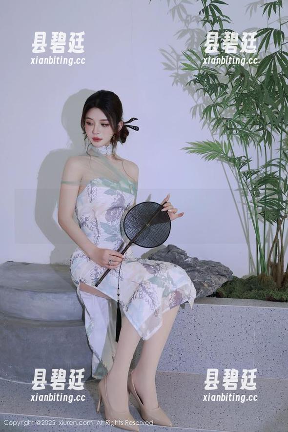 秀人网 - 今日Suki_baby运动私拍：越跳越想吃米饭的神奇套图