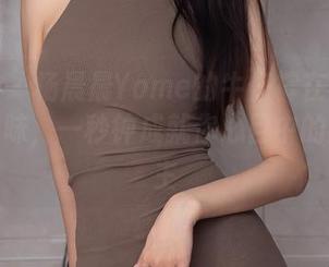 秀人网 – 杨晨晨Yome的牛仔裤在线上等你来品味，一秒钟成就你心目中的潮流教主