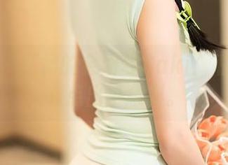 秀人网 – 红裙的金妍兮Saki：私房美得有点出乎意料。