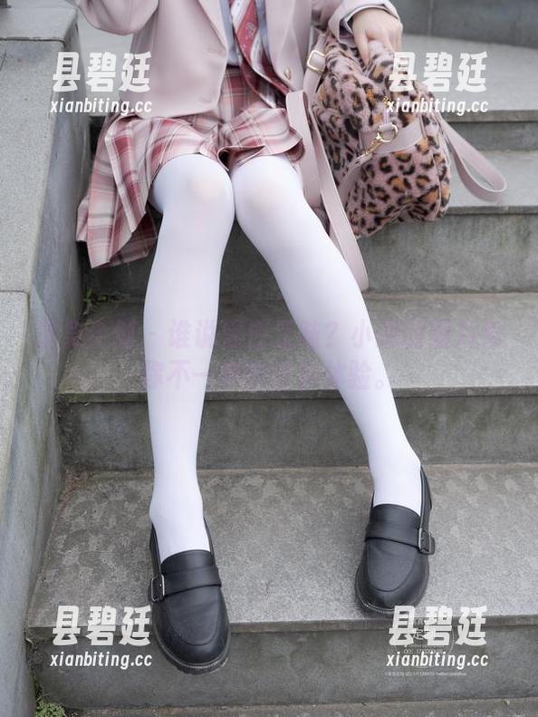 紧急企划 - 谁说黑白乏味？小恩的图片给你不一样的分享体验。