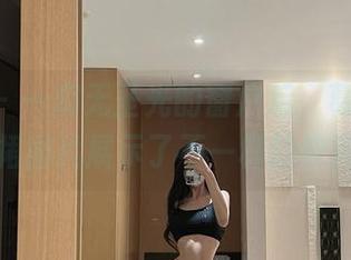 微密圈 – 一扇无圣光的窗户后，葛征的JK百褶裙图片展示了不一样的校园日常
