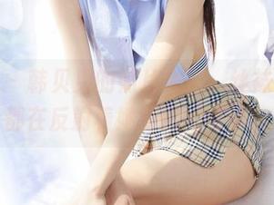 蜜桃社 – 韩贝贝的照片大赏，丝袜每一寸都在反射着她的微妙情绪。
